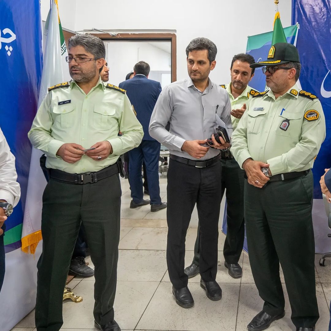 گزارش تصویری بازدید مقامات عسلویه از شعبه اخذ رأی پتروشیمی صدف خلیج فارس در چهاردهمین دوره انتخابات ریاست جمهوری فرماندار، فرمانده ان3