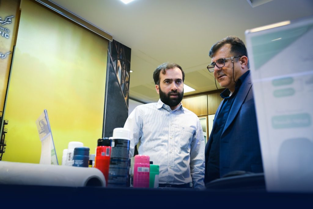 بازدید مدیرعامل تروشیمی سبلان از نمایشگاه پترول 3