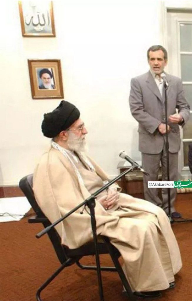 تصویری از سومین و چهارمین رئیس جمهور ایران در کنار نهمین رئیس جمهور