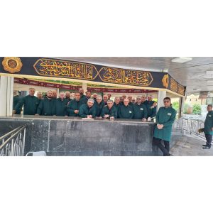کارکنان شرکت پتروشیمی لباس خدمت امام رضا 3