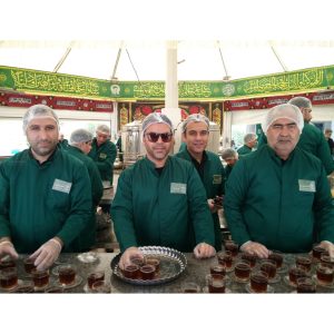 کارکنان شرکت پتروشیمی لباس خدمت امام رضا 4