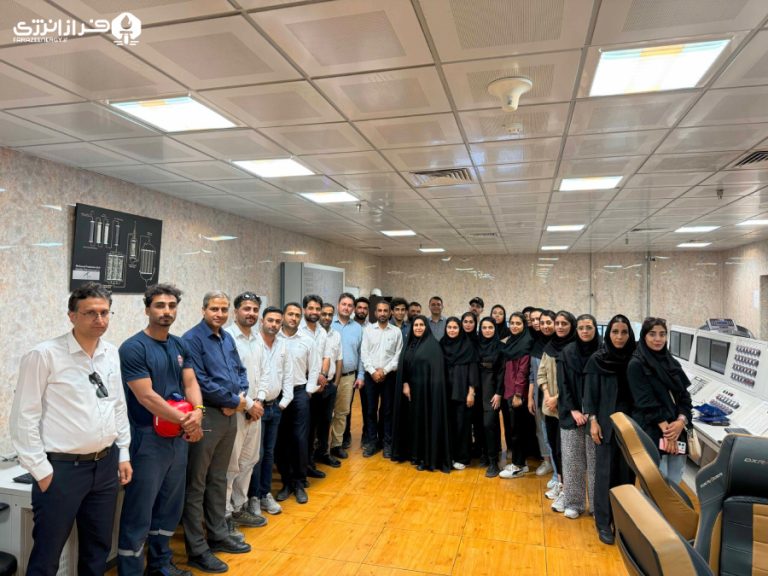 اردوی راهیان پیشرفت دانشجویان دانشگاه پیام نور تهران در پتروشیمی‌های پتروفرهنگ