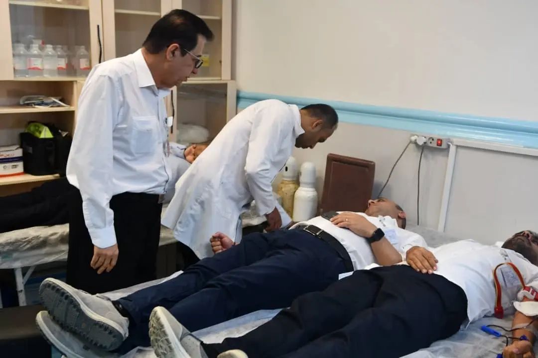 به مناسبت روز جهانی اهدای خون رقم خورد برگزاری پویش اهدای خون در شرکت پتروشیمی مروارید برای دومین سال متوالی جمعی از کارکنان پتروشیمی م3