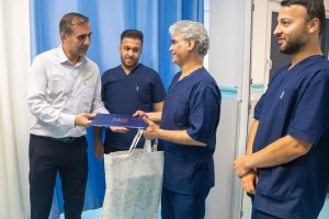 تجلیل از پزشکان درمانگاه پتروشیمی مروارید توسط مدیر عامل 2