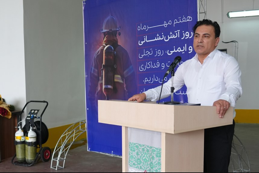 به مناسبت روز ملی ایمنی و آتش نشانیپرسنل واحد HSE شرکت جم صنعت کاران تقدیر شدندبه گزارش روابط عمومی شرکت جم صنعت کاران، به مناسبت روز ملی 1