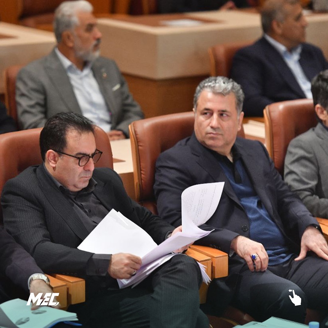 توزیع سود حداکثری و رضایت سهامداران مجمع عمومی شرکت مبین انرژی خلیج فارس برگزار شد مجمع عمومی عادی سالانه شرکت مبین انرژی خلیج فارس، یکی4 1