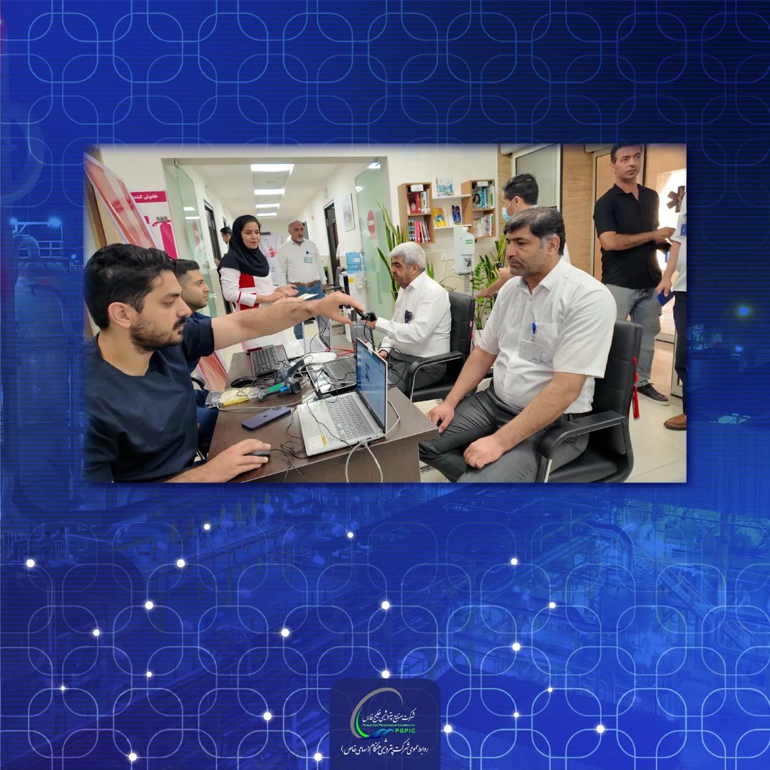 افزایش ذخیره بانک خون کشور با یاری کارکنان پتروشیمی هنگام . جمعی از مدیران و کارکنان شرکت پتروشیمی هنگام در راستای ترویج روحیه همدلی و م1