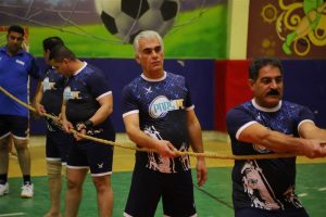 مسابقات طنابکشی پیشکسوتان کارکنان شرکتهای پتروشیمی منطقه پارس برگزار شد 1