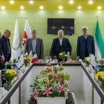 بازدید محمد شریعتمداری، مدیرعامل گروه صنایع پتروشیمی خلیج فارس از پتروشیمی مهر 4