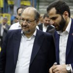 بازدید محمد شریعتمداری از شرکت پلیمر آریاساسول