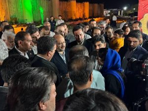 تاکید شریعتمداری بر توسعه زیرساخت های فرهنگی، رفاهی و ورزشی کارکنان صنعت پتروشیمی و خانواده های آنان 3