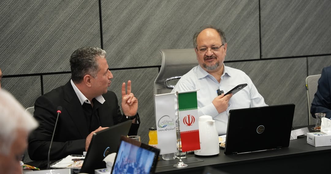 دستورات راهگشای شریعتمداری، در پتروشیمی آپادانا حل مسئله تامین زمین برای طرح MTG دستور رفع موانع تامین مالی پروژه متانول پهلوانی آپادا
