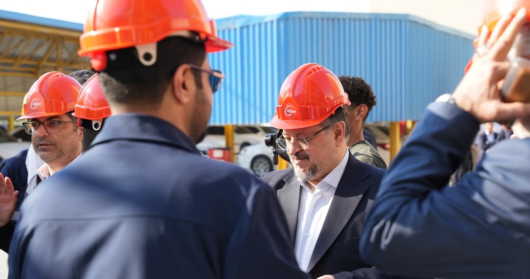 دستورات راهگشای شریعتمداری، در پتروشیمی آپادانا حل مسئله تامین زمین برای طرح MTG دستور رفع موانع تامین مالی پروژه متانول پهلوانی آپادا8
