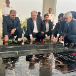 شریعتمداری در بازدید از پتروشیمی پارس 2