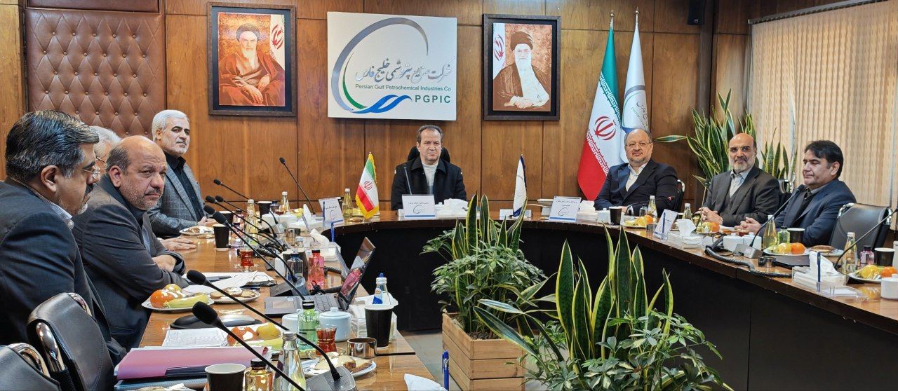 محمد شریعتمداری، عضو هیات مدیره و مدیرعامل شرکت صنایع پتروشیمی خلیج فارس شد 1