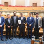 اهدای تندیس زرین جایزه ملی مدیریت مالی ایران به شرکت صنایع پتروشیمی خلیج فارس 3