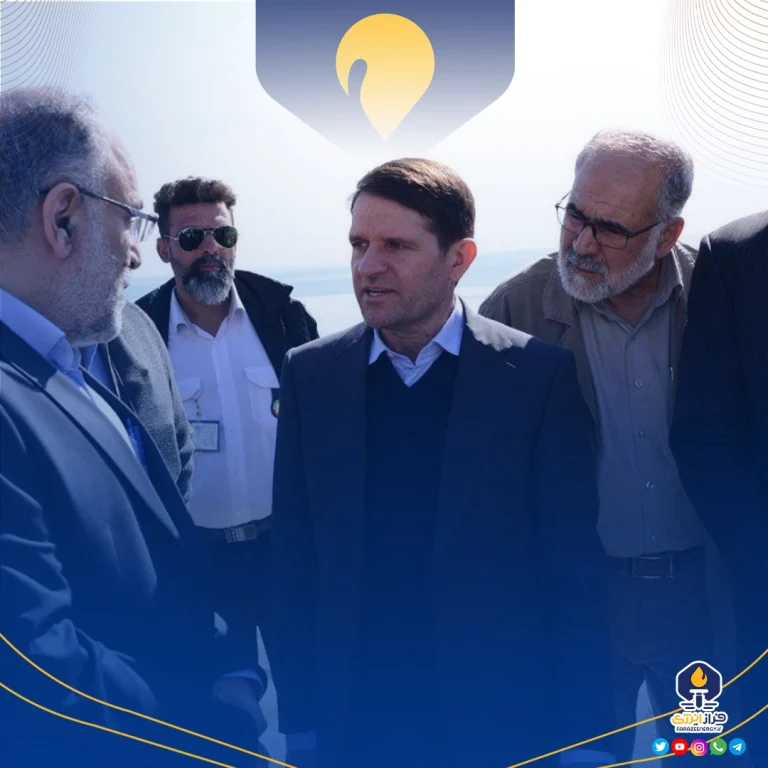 بازدید حسن عباس زاده معاون وزیر نفت و مدیرعامل شرکت ملی صنایع پتروشیمی از اسکله‌های شرکت پایانه‌ها و مخازن منطقه ویژه اقتصادی پتروشیمی ماهشهر