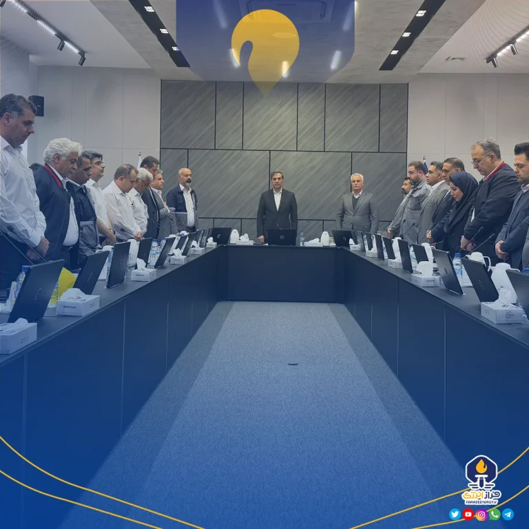 اولین حضور مهندس فخرایی در مجتمع آپادانا + تصاویر