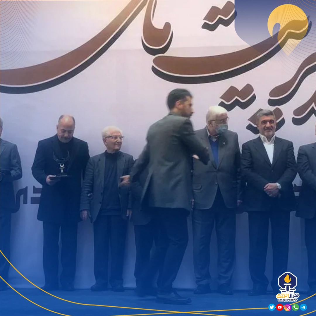 پتروشیمی مارون تندیس بلورین پانزدهمین دوره جایزه ملی مدیریت مالی را کسب کرد