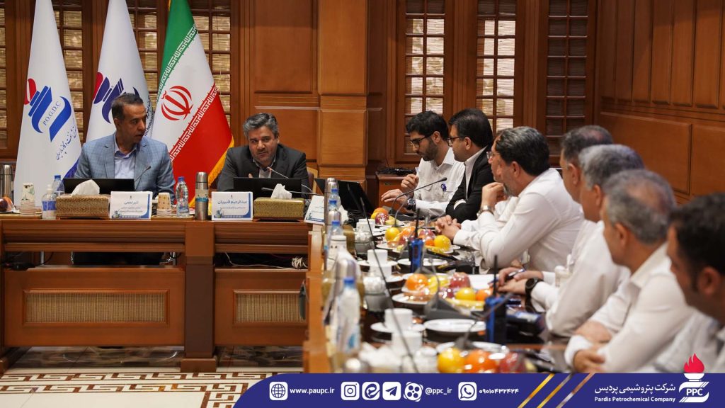مدیرعامل جدید پتروشیمی پردیس معرفی شد 9
