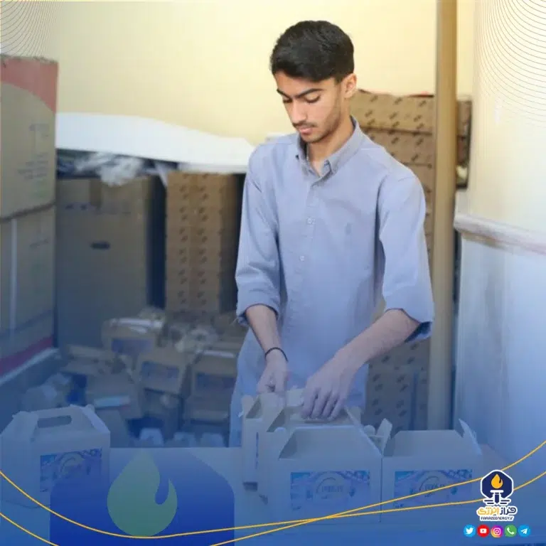 پتروشیمی پارس پکیج فرهنگی در نماز جمعه توزیع کرد