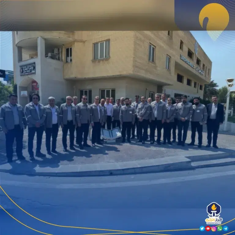 دیدار صمیمی پایان سال دکتر متین دیداری مدیرعامل پتروشیمی زاگرس با کارکنان