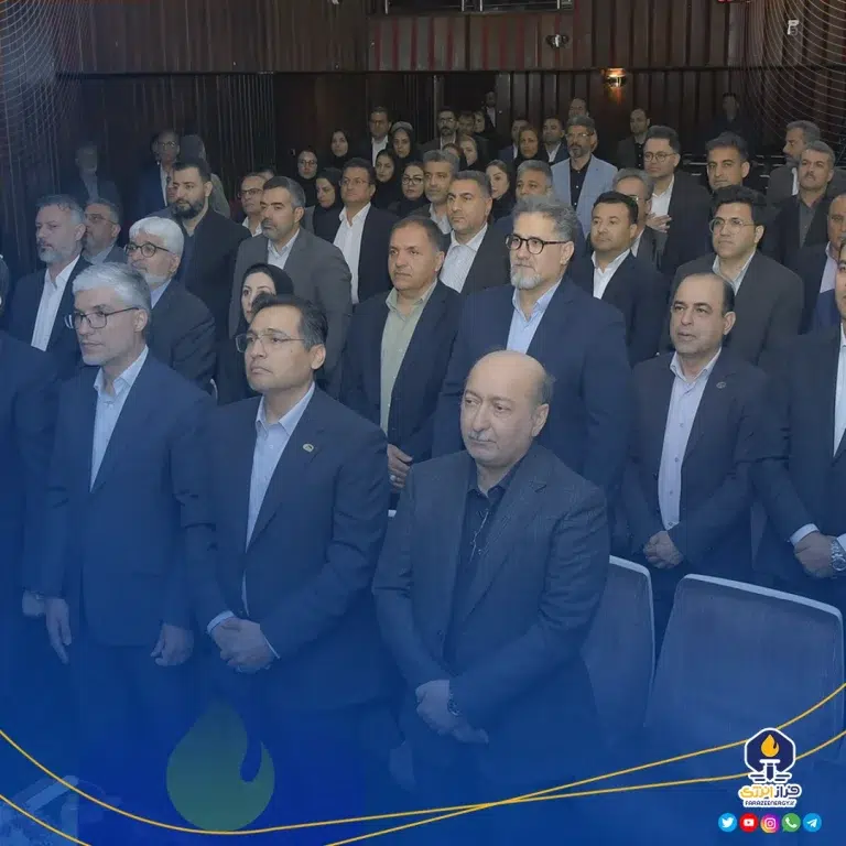 برگزاری مراسم گرامیداشت روز منابع انسانی در هلدینگ خلیج فارس با حضور محمد شریعتمداری