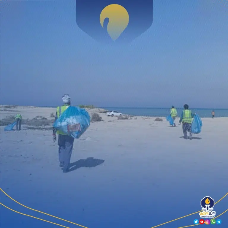 پاکسازی گسترده سواحل پارک ملی نایبند در روز طبیعت و عید سعید فطر