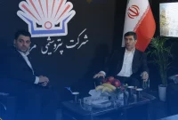 بازدید مدیرعامل شرکت سرمایه‌گذاری اهداف از غرفه پتروشیمی مروارید