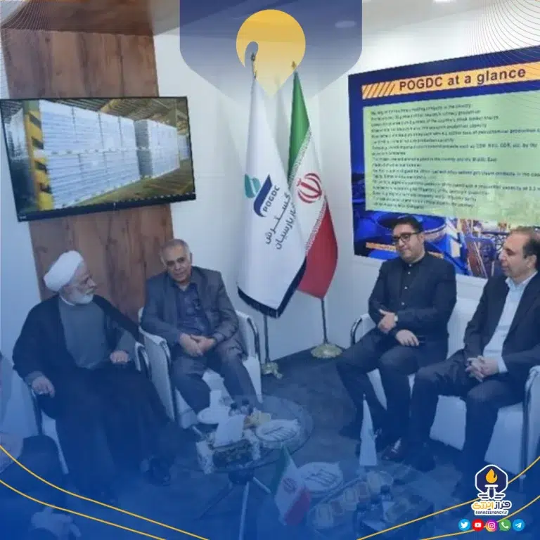 بازدید معاون حقوقی رئیس‌جمهور از غرفه هلدینگ نفت و گاز پارسیان در نمایشگاه اکسپو