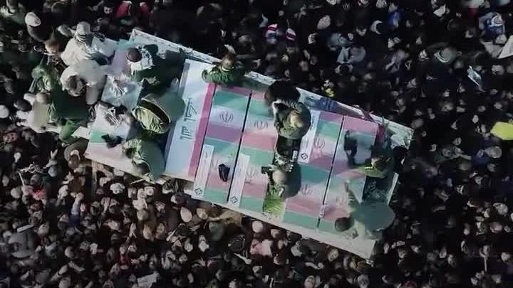 یاد شهدای ایران عزیز در دفاع از مام وطن همواره جاودان آزادی ایران که درختی است کهنسال
