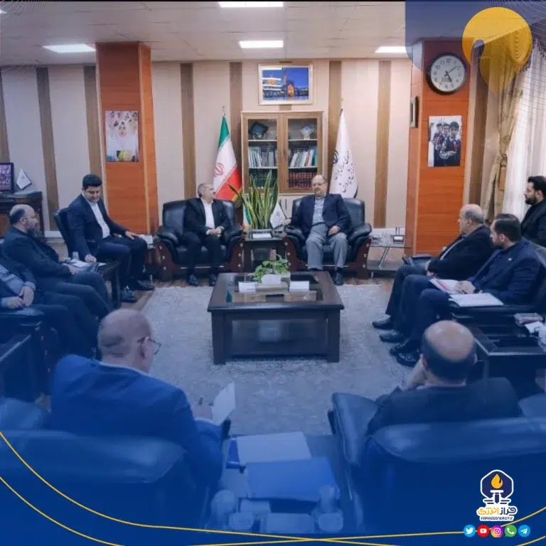 دیدار مدیرعامل هلدینگ خلیج فارس و وزیر آموزش و پرورش