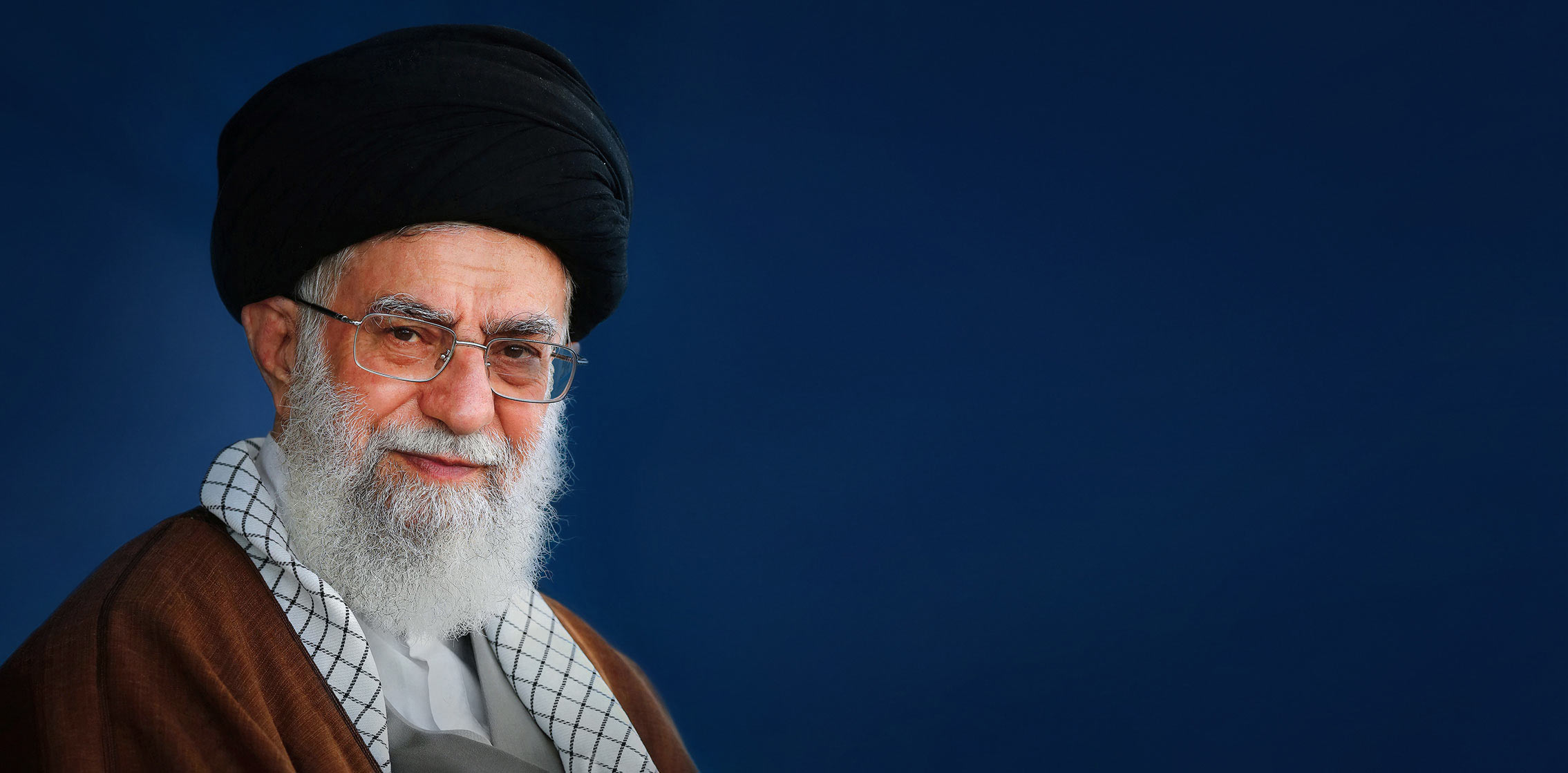 متن کامل سومین پیام تلویزیونی رهبر معظم انقلاب خطاب به ملت ایران در پی تهاجم اسراییل علیه ایران