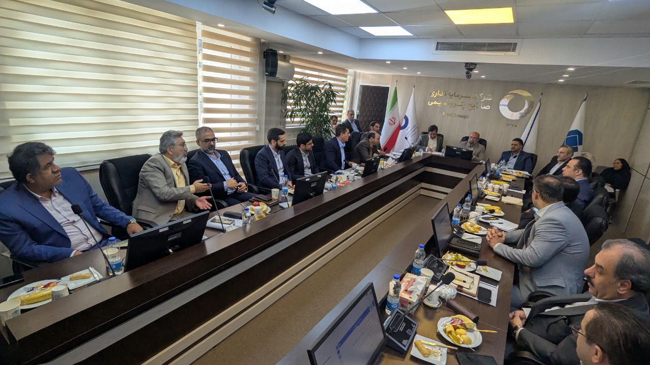 مجمع عمومی عادی سالیانه صاحبان سهام شرکت پتروشیمی شیمی بافت برگزار شد مجمع عمومی عادی سالیانه صاحبان سهام شرکت پتروشیمی شیمی بافت برگزار شد