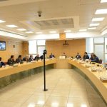 نشست مدیران HSE هلدینگ های پتروشیمی با حضور معاون وزیر و مدیرعامل شرکت ملی صنایع پتروشیمی 18