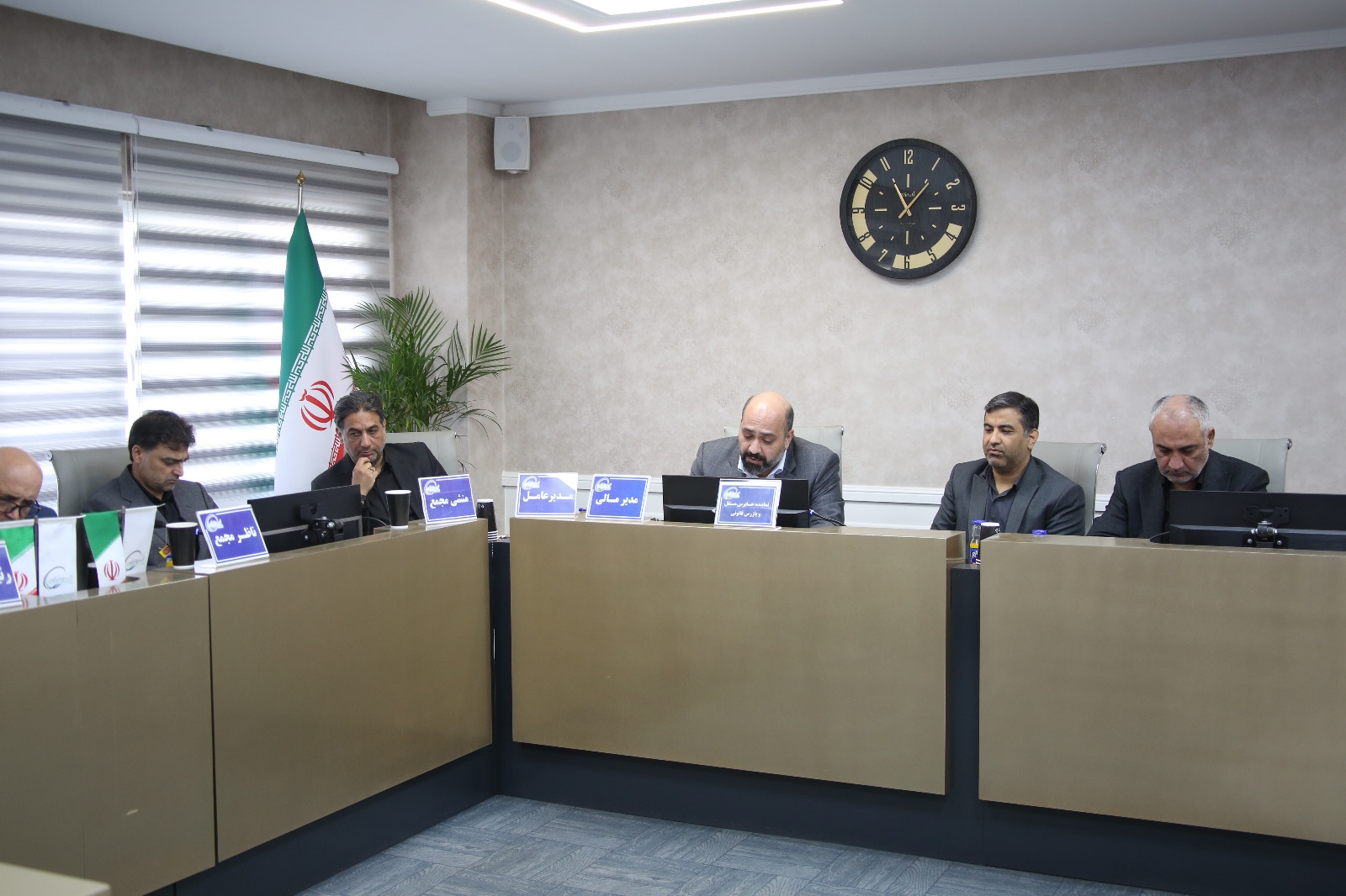 در مجمععمومی عادی سالیانه شرکت پیشران صنعت نفت و گاز خلیجفارس عنوان شد: در مجمععمومی عادی سالیانه شرکت پیشران صنعت نفت و گاز خلیجفارس عنوان شد: