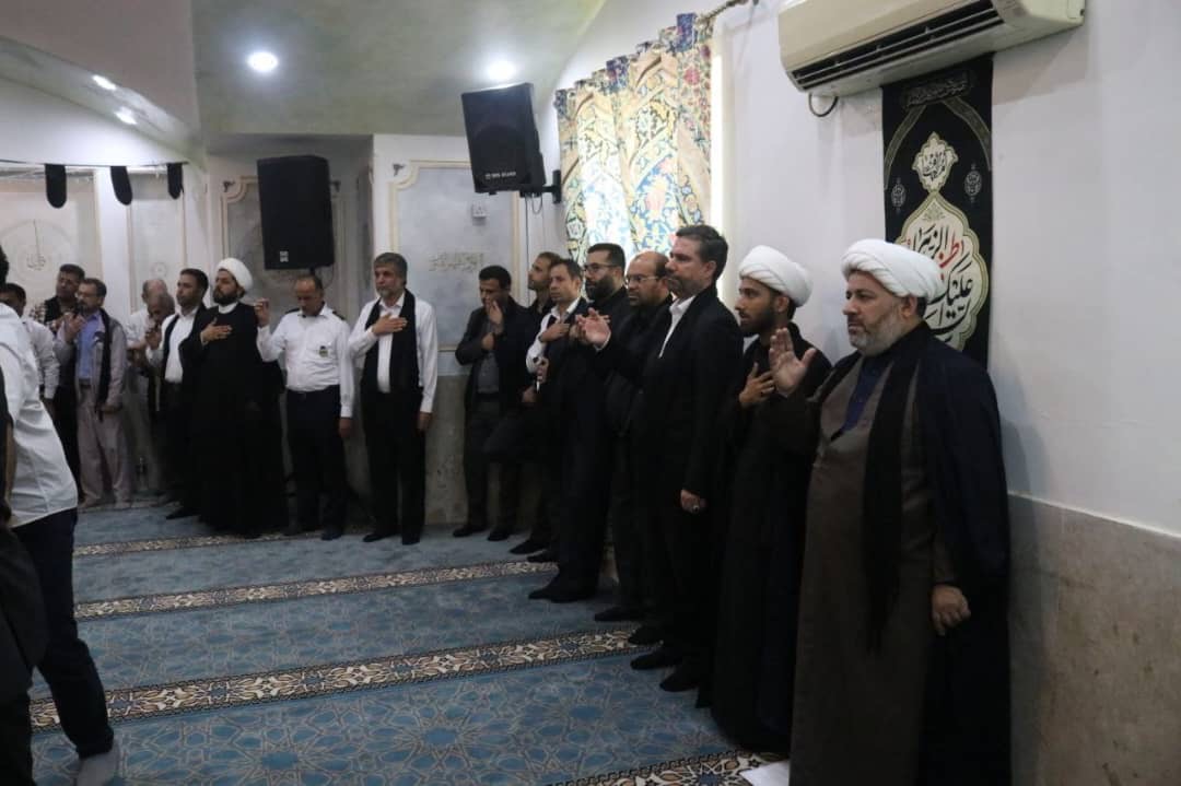 اجتماع بزرگ عاشوراییان صنعت پتروشیمی به میزبانی شرکت عملیات غیرصنعتی پازارگاد برگزار شد. اجتماع بزرگ عاشوراییان صنعت پتروشیمی به میزبانی شرکت عملیات غیرصنعتی پازارگاد برگزار شد.