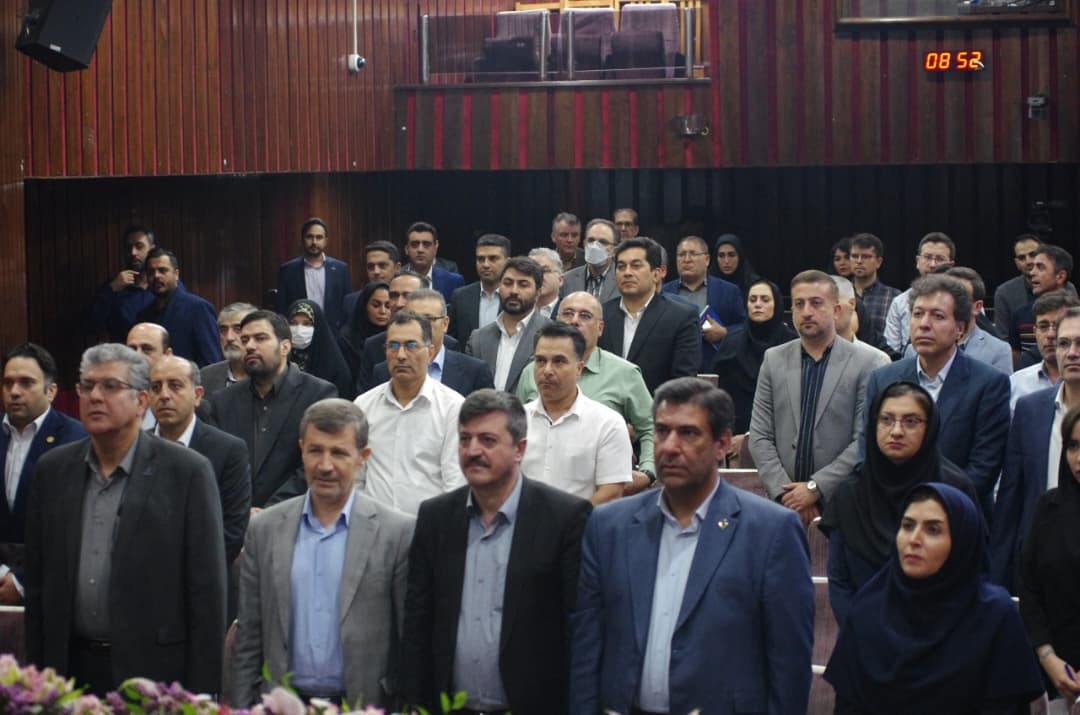 جلسه هماندیشی مدیران و متخصصان حوزه فناوری شرکتهای پتروشیمی کشور حول جایزه نوآوری رویداد ملی پتروفن جلسه هماندیشی مدیران و متخصصان حوزه فناوری شرکتهای پتروشیمی کشور حول جایزه نوآوری رویداد ملی پتروفن