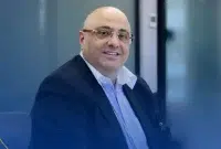 «رضا باقری نژاد» به عنوان مدیرعامل شرکت مالی و سرمایهگذاری پیشرو ایران منصوب گردید «رضا باقری نژاد» به عنوان مدیرعامل شرکت مالی و سرمایهگذاری پیشرو ایران منصوب گردید