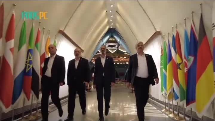 گزارش تصویری هشتمین اجلاس سراسری چهره‌های نامی صنعت و اقتصاد کشور