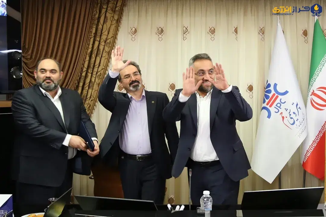 🔶 علی پناهی در آیین تکریم و معارفه مدیرعامل پتروشیمی جم 🔹 صباانرژی همچنان پشتیبان برنامه ه 1 1
