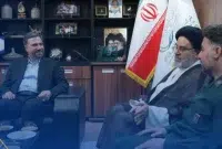 تجلیل امام جمعه و فرمانده سپاه جم از مدیرعامل پازارگاد تجلیل امام جمعه و فرمانده سپاه جم از مدیرعامل پازارگاد