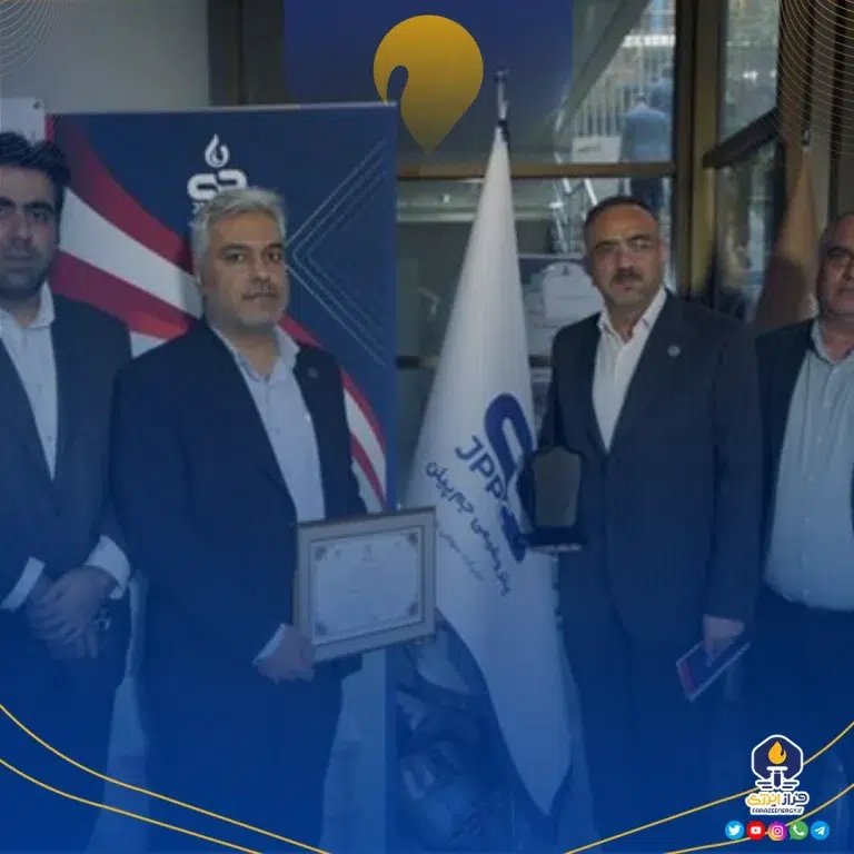 جم‌پیلن بر سکوی نخست نوآوری ایستاد؛ تندیس زرین جشنواره محصول برتر ایرانی به پتروشیمی جم پیلن رسید