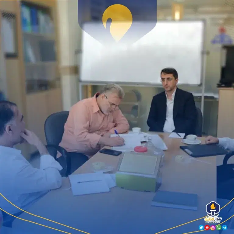 نشست هم اندیشی روسای پیشین بازرسی شرکت ملی صنایع پتروشیمی برگزار شد