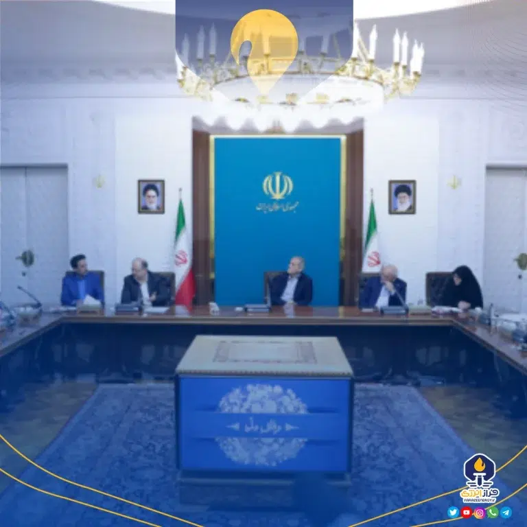 نشست مدیر عامل شرکت شستان و انجمن صنفی کارفرمایی صنعت پتروشیمی با رئیس جمهور