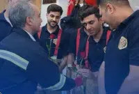 مدیر ارشد پدافند غیرعامل و شرایط اضطراری پتروشیمی های منطقه پارس از آتش نشانان تقدیر کرد