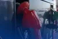 گزارش دیوان محاسبات از هزینه واردات بنزین در سال ۱۴۰۴