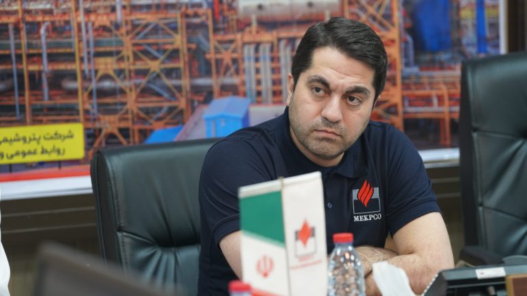 پیام مهندس دیباچی به مناسبت فرارسیدن هشتم دی ماه روز صنعت پتروشیمی