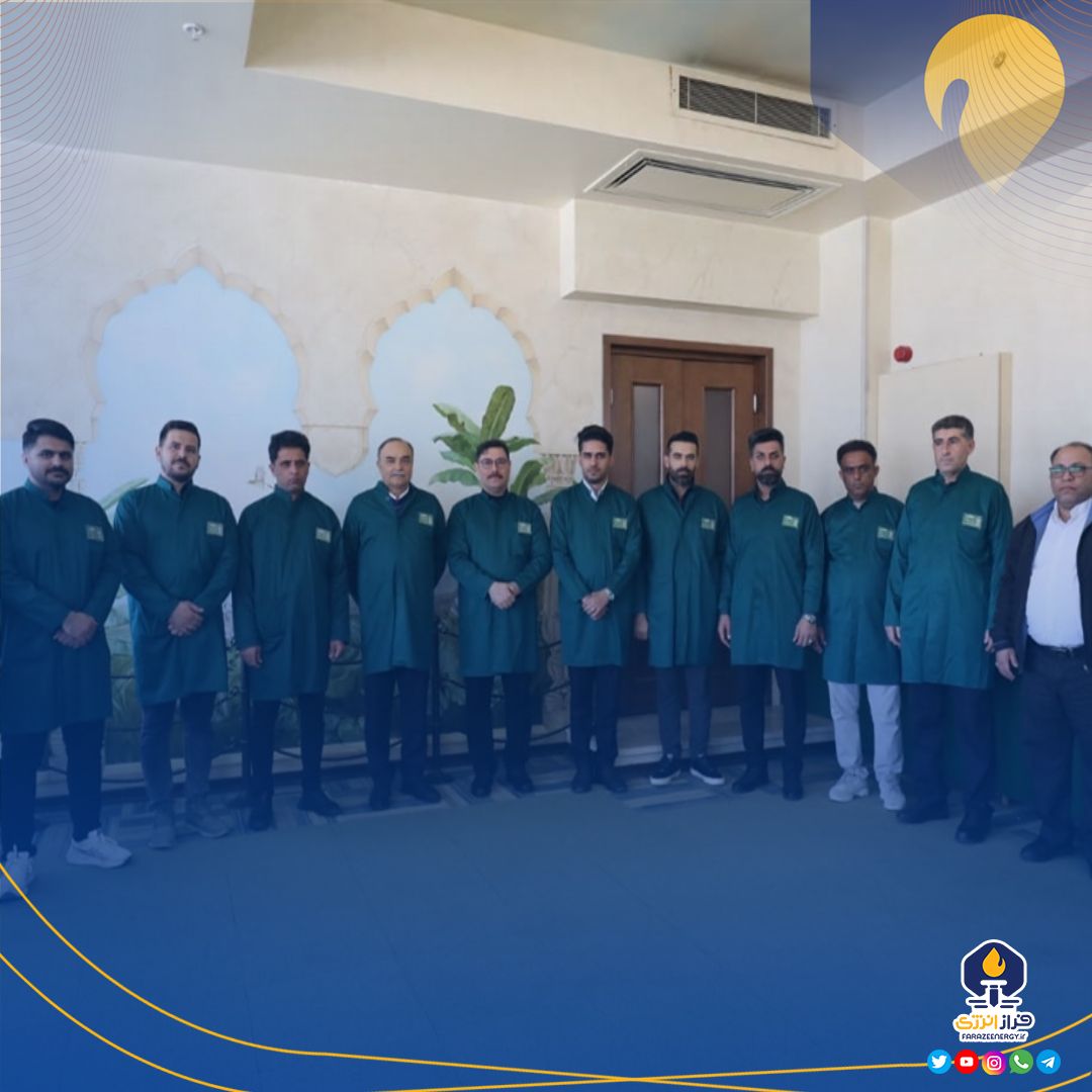 دومین مرحله اعزام کارکنان شرکت پتروشیمی بوشهر به طرح «چای خدمت» در حرم مطهر رضوی