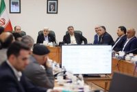 عارف: هیچ مسئولی حق اظهارنظر شخصی درباره بنزین ندارد